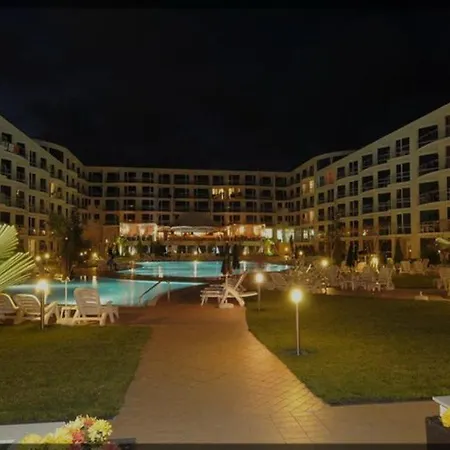 Apartment Belyy Lebed